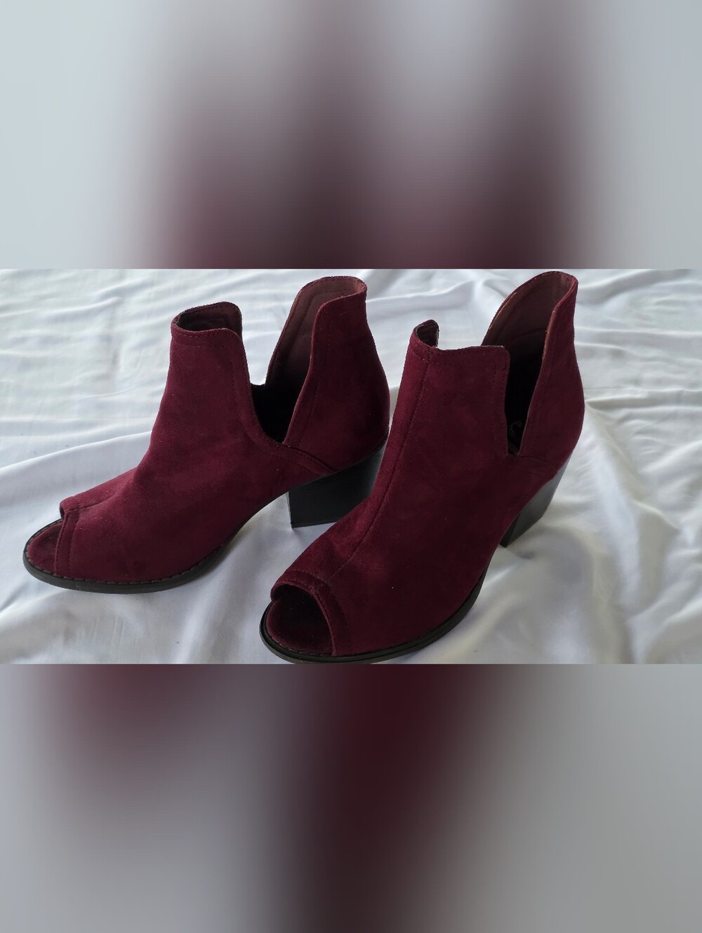 JG Burgundy Faux Suede Peep Toe Ankle Booties Size 7.5 Block Heel